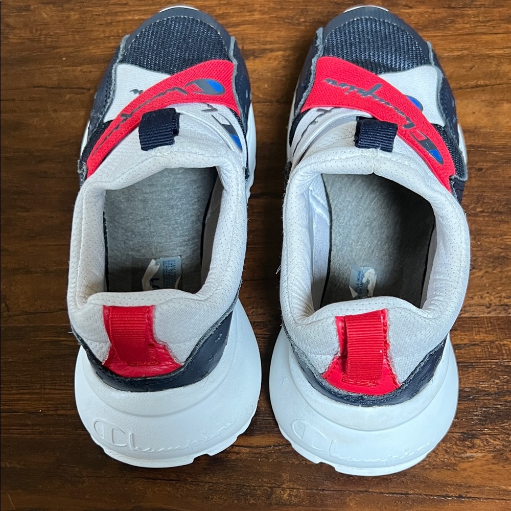 Champion Kids Athletic Slip-On Sneakers in Navy & Red Size 1 - Picture 3 of 12
